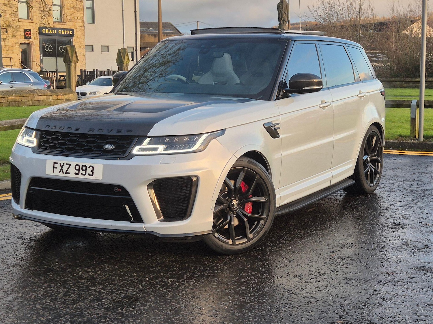 Used Land Rover Range Rover Sport 2020 for sale - 77465705: Photo 2