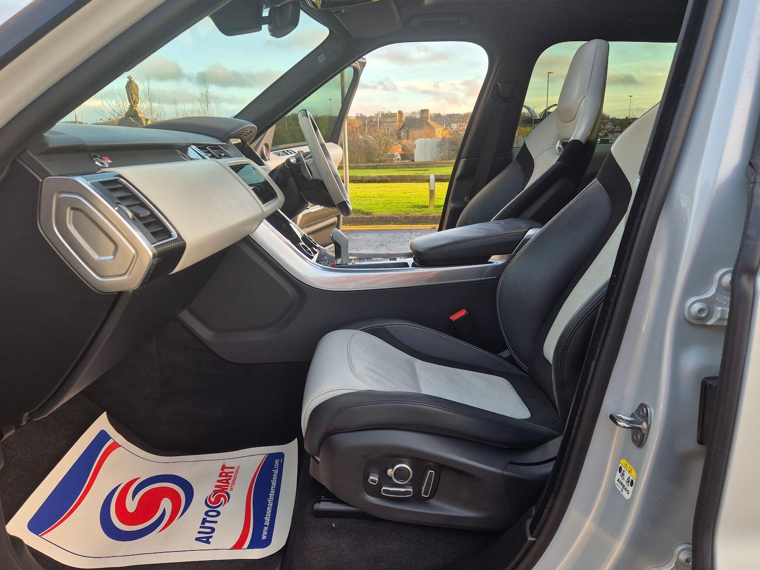 Used Land Rover Range Rover Sport 2020 for sale - 77465705: Photo 41