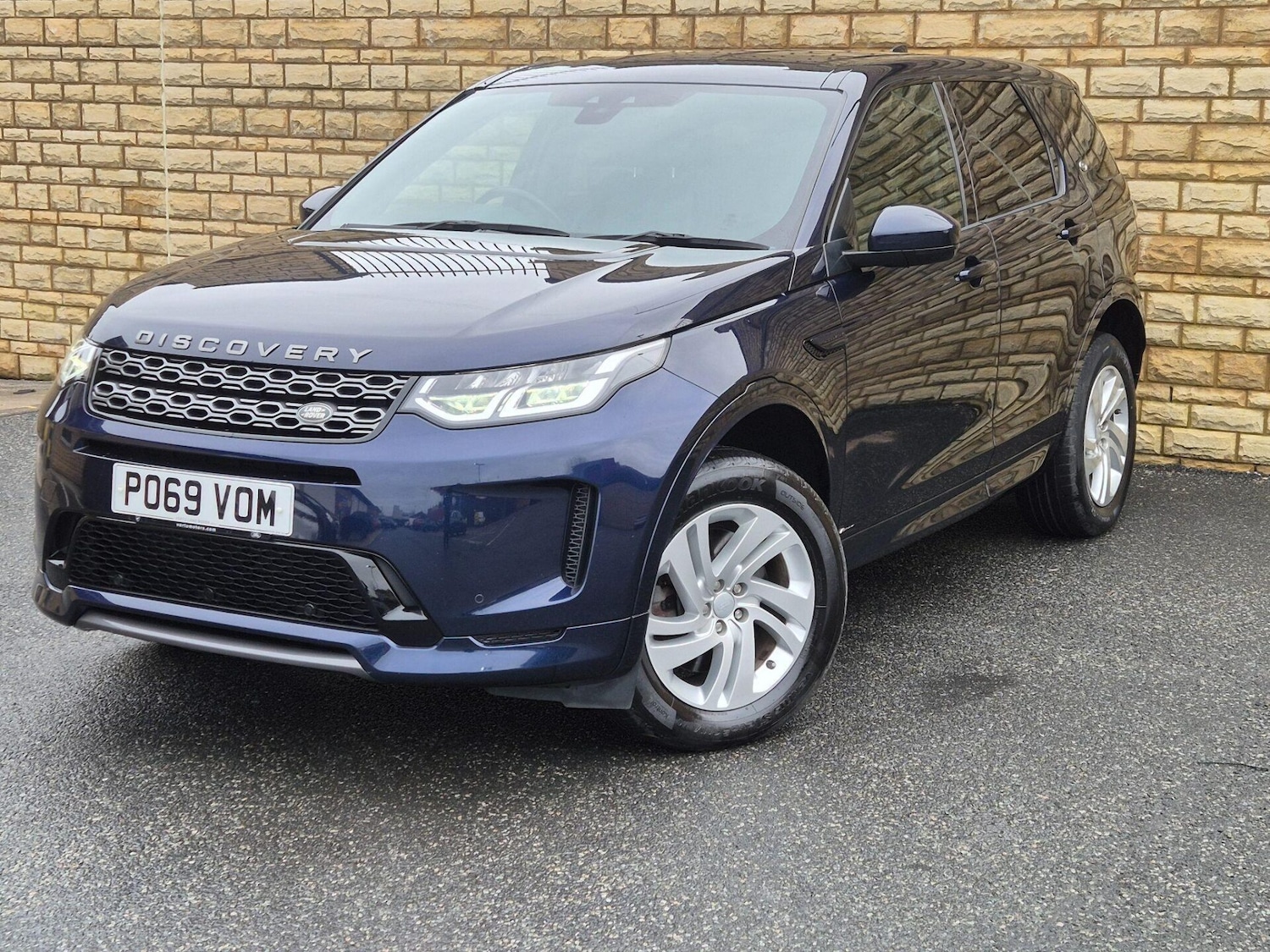 Used Land Rover Discovery Sport 2019 for sale - 77148017: Photo 3