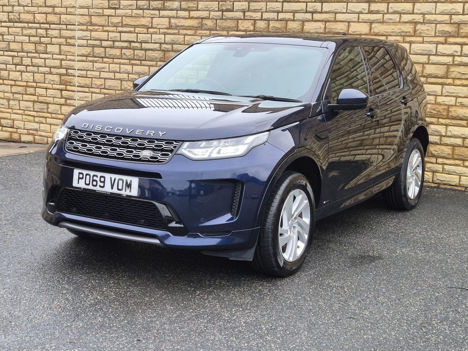 Used Land Rover Discovery Sport 2019 for sale - 77148017: Photo 4