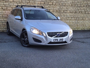 Used Volvo V60 2011 for sale - 77742857: Photo