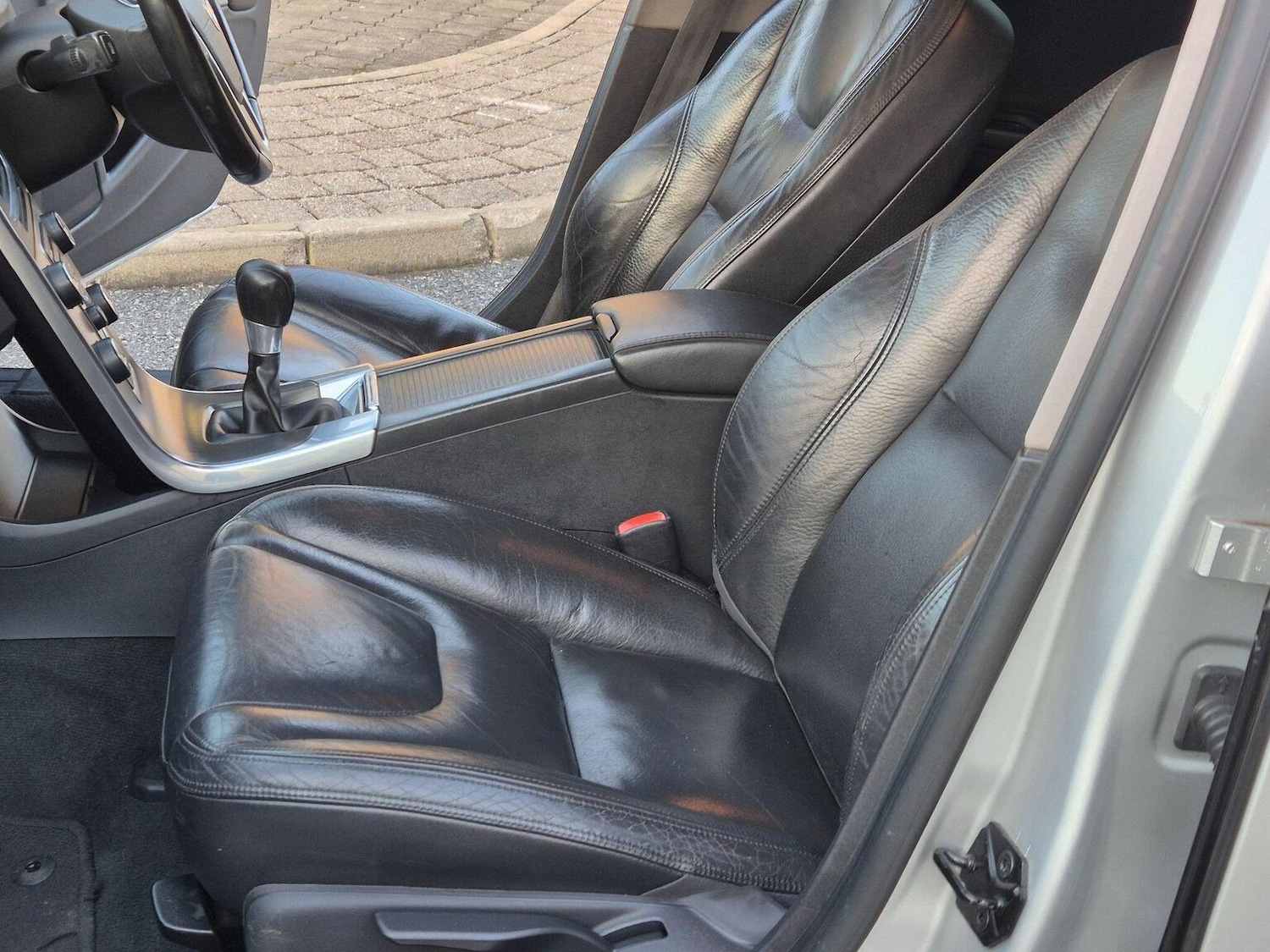 Used Volvo V60 2011 for sale - 77742857: Photo 26