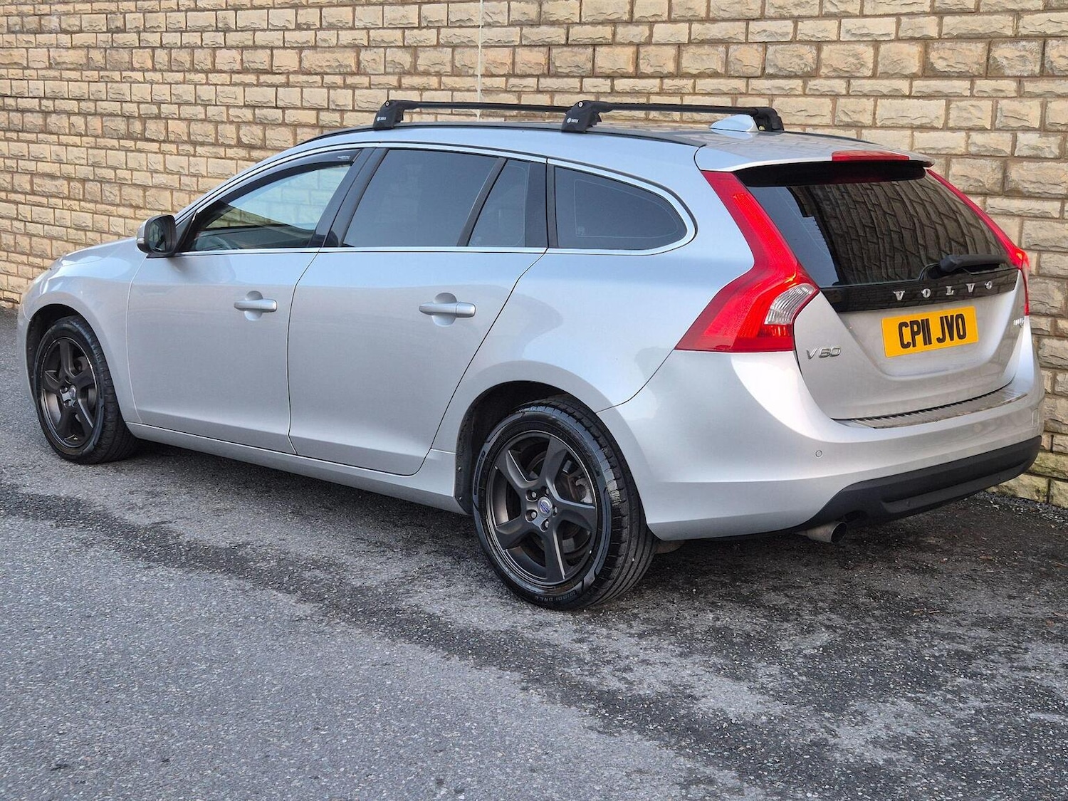 Used Volvo V60 2011 for sale - 77742857: Photo 27