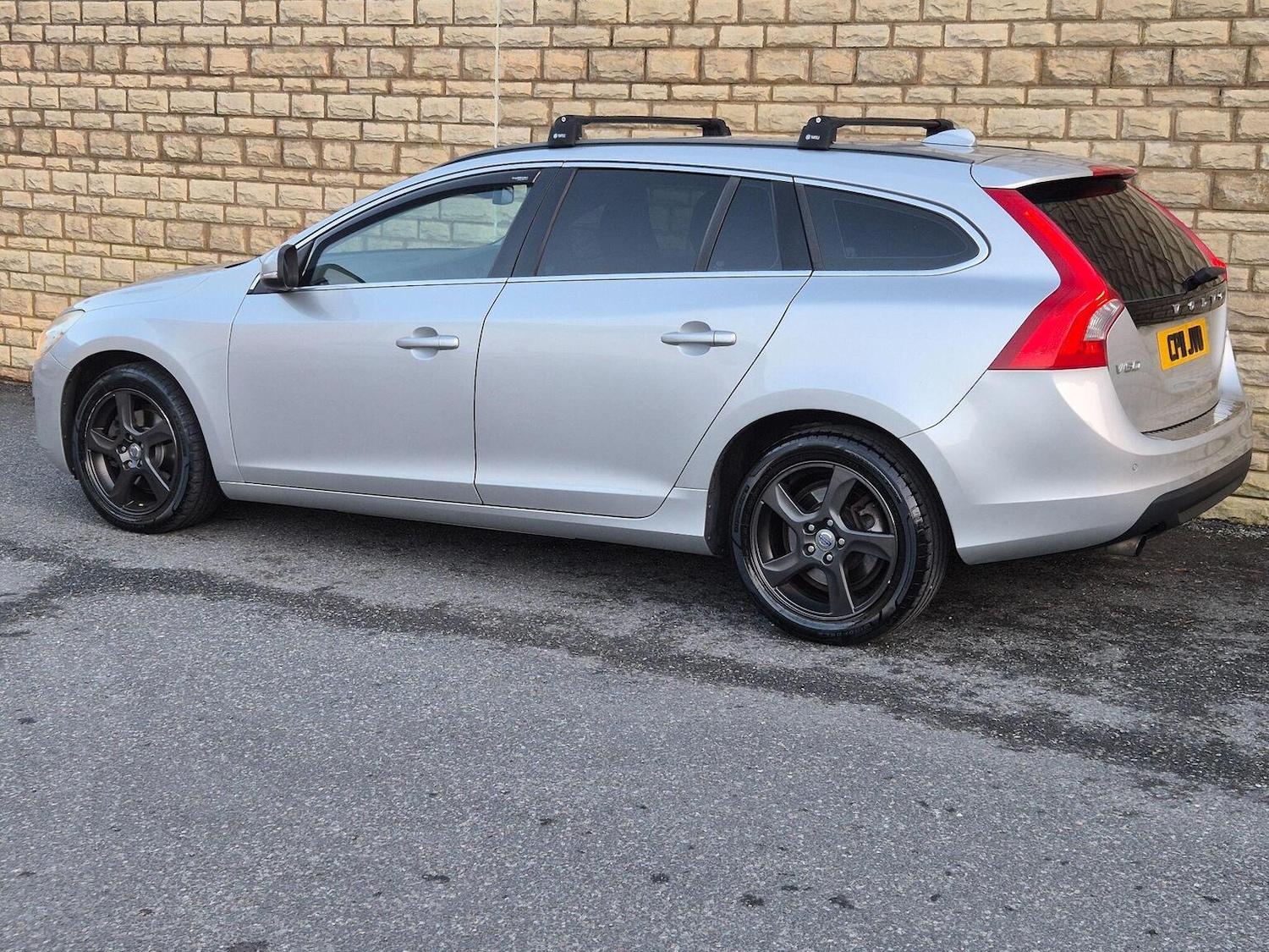 Used Volvo V60 2011 for sale - 77742857: Photo 28