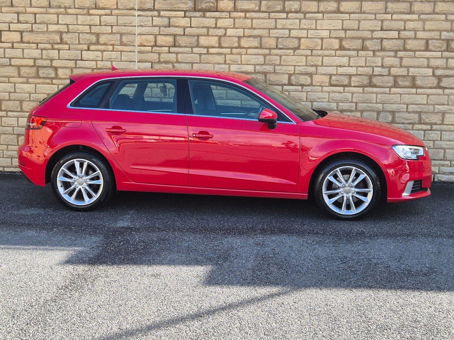 Used Audi A3 2017 for sale - 76608912: Photo 15