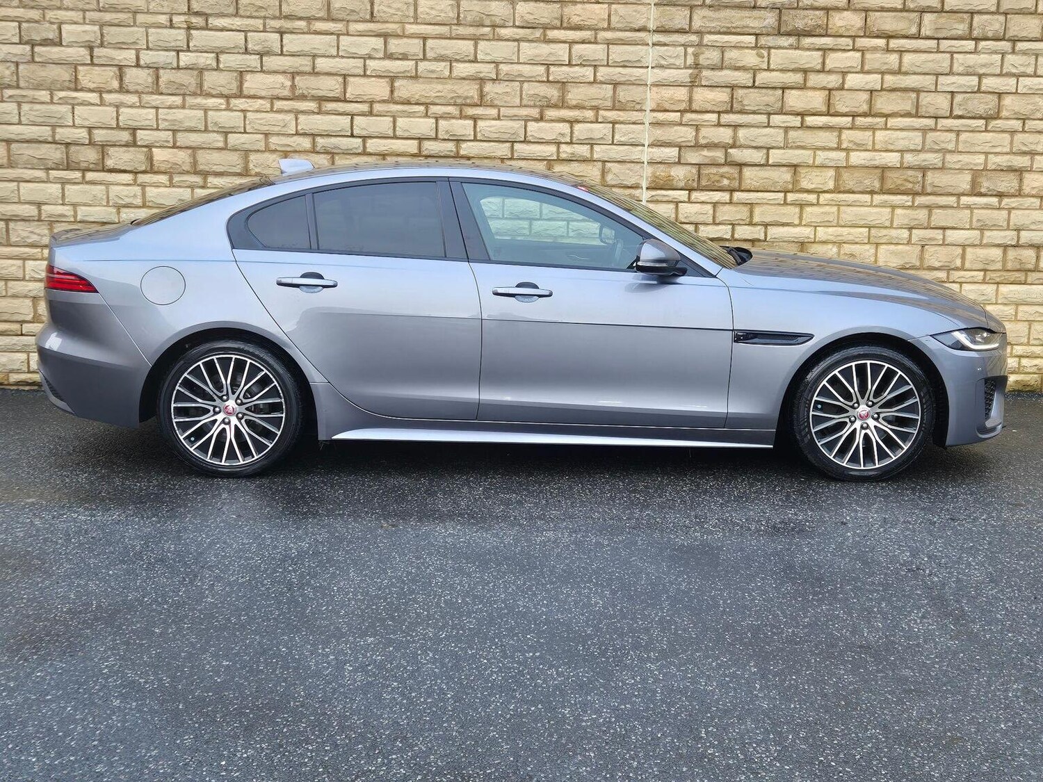 Used Jaguar XE 2019 for sale - 77465646: Photo 13