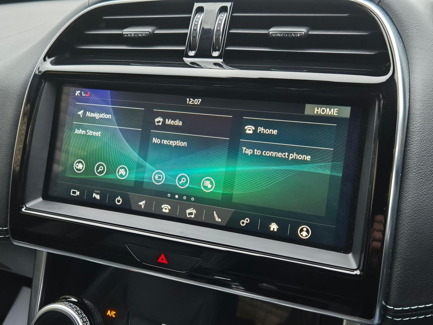 Used Jaguar XE 2019 for sale - 77465646: Photo 26