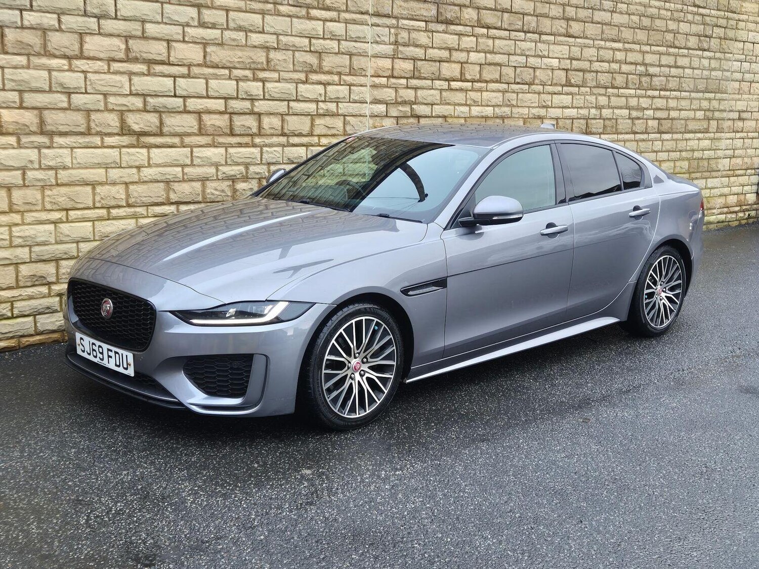 Used Jaguar XE 2019 for sale - 77465646: Photo 30