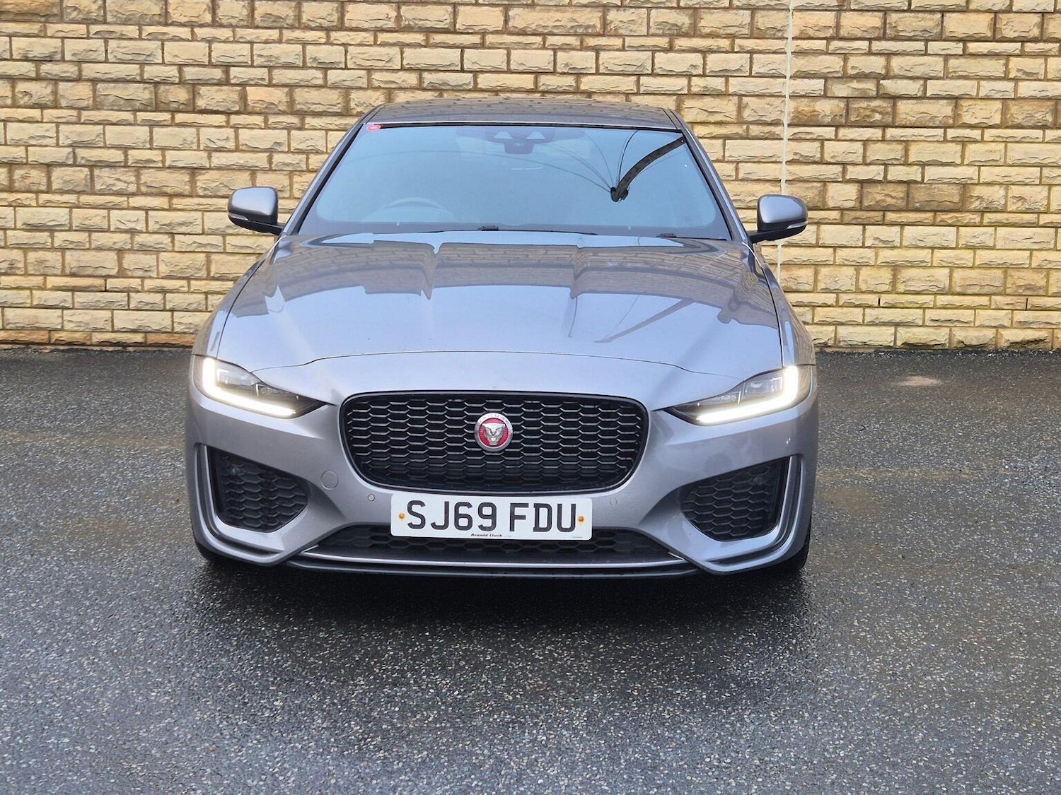 Used Jaguar XE 2019 for sale - 77465646: Photo 7