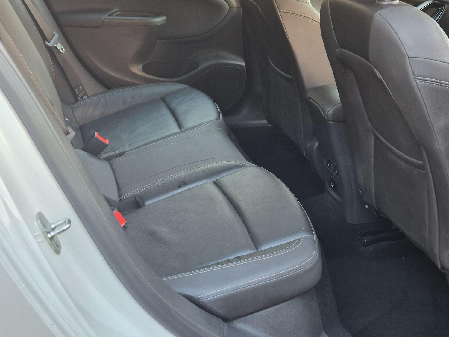 Used Vauxhall Astra 2017 for sale - 76608916: Photo 10