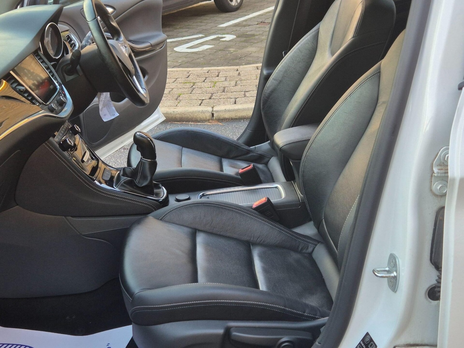 Used Vauxhall Astra 2017 for sale - 76608916: Photo 18