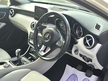 Used Mercedes-Benz A-Class 2018 for sale - 78601275: Photo