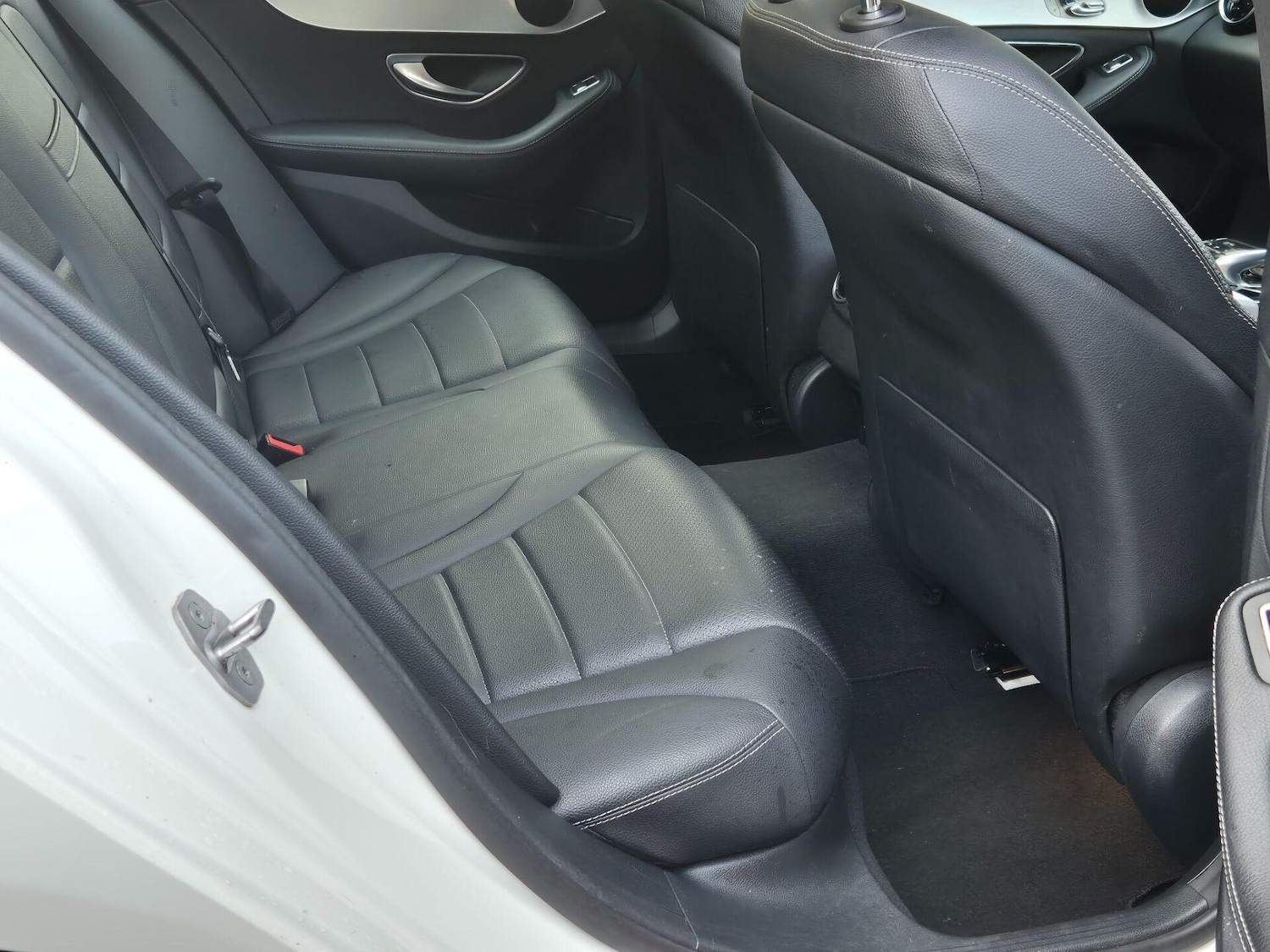 Used Mercedes-Benz C Class 2016 for sale - 76608932: Photo 10