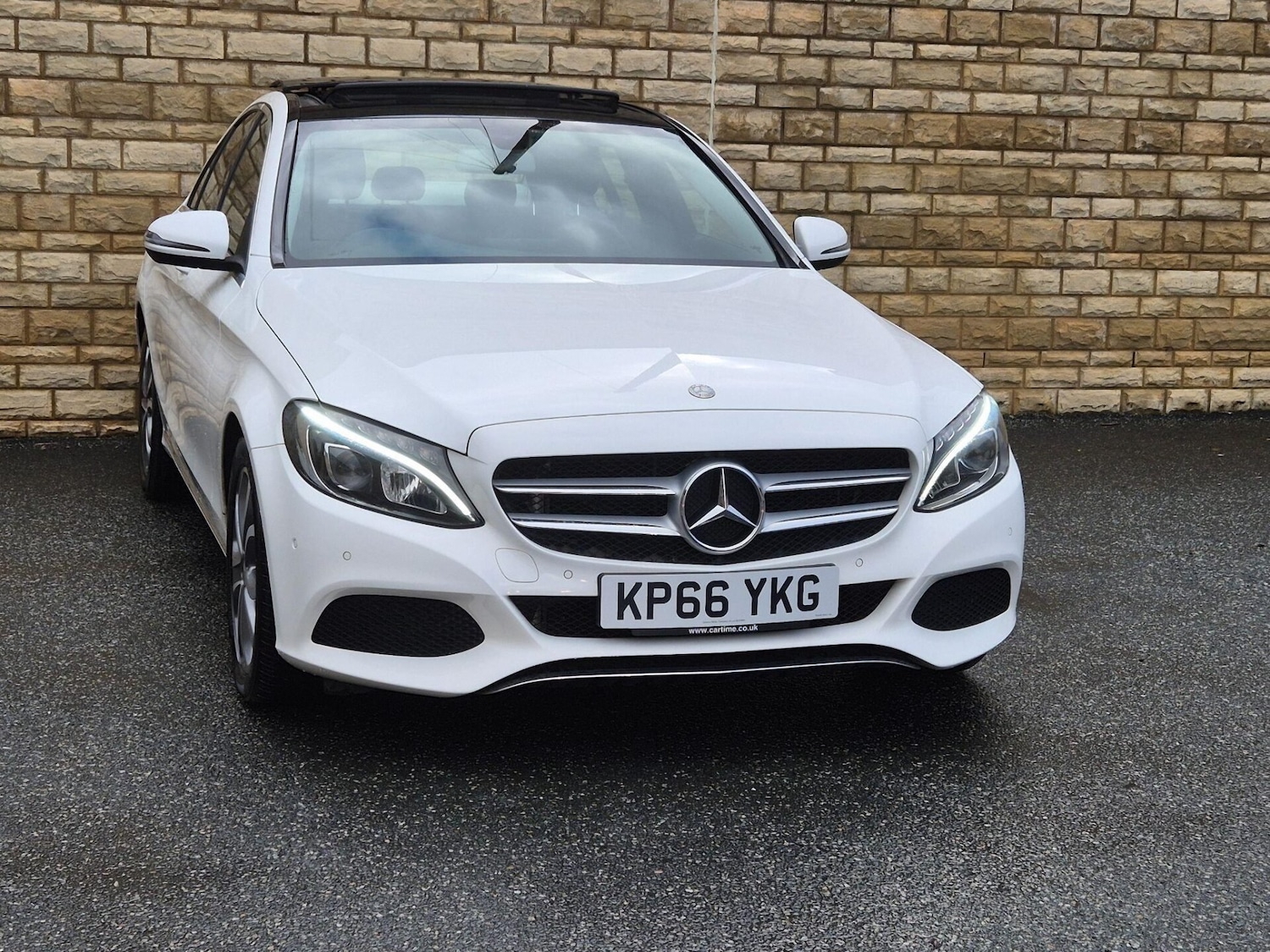 Used Mercedes-Benz C Class 2016 for sale - 76608932: Photo 8