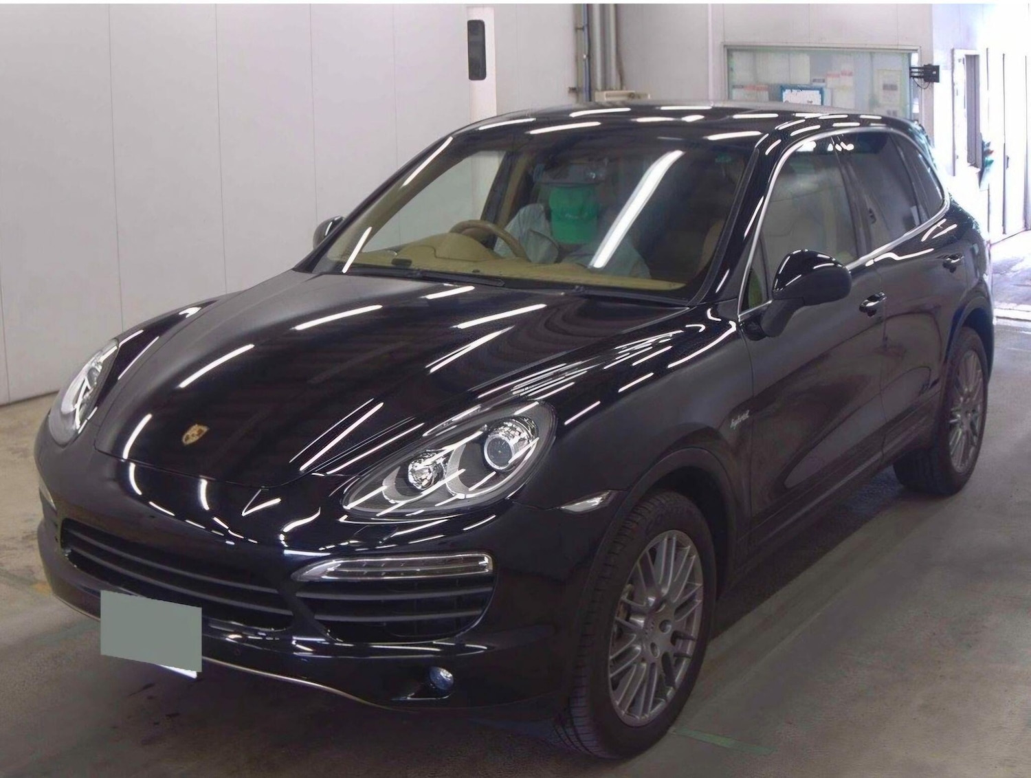 Used Porsche Cayenne for sale - 78101381: Photo 3