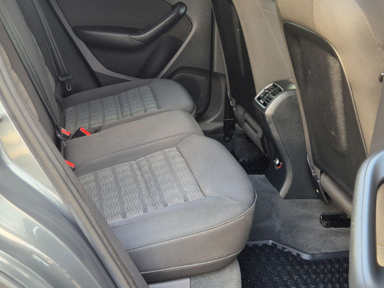 Used Audi Q3 2015 for sale - 77465595: Photo 10