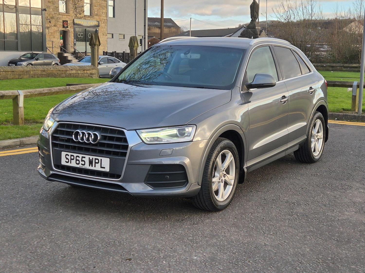 Used Audi Q3 2015 for sale - 77465595: Photo 4
