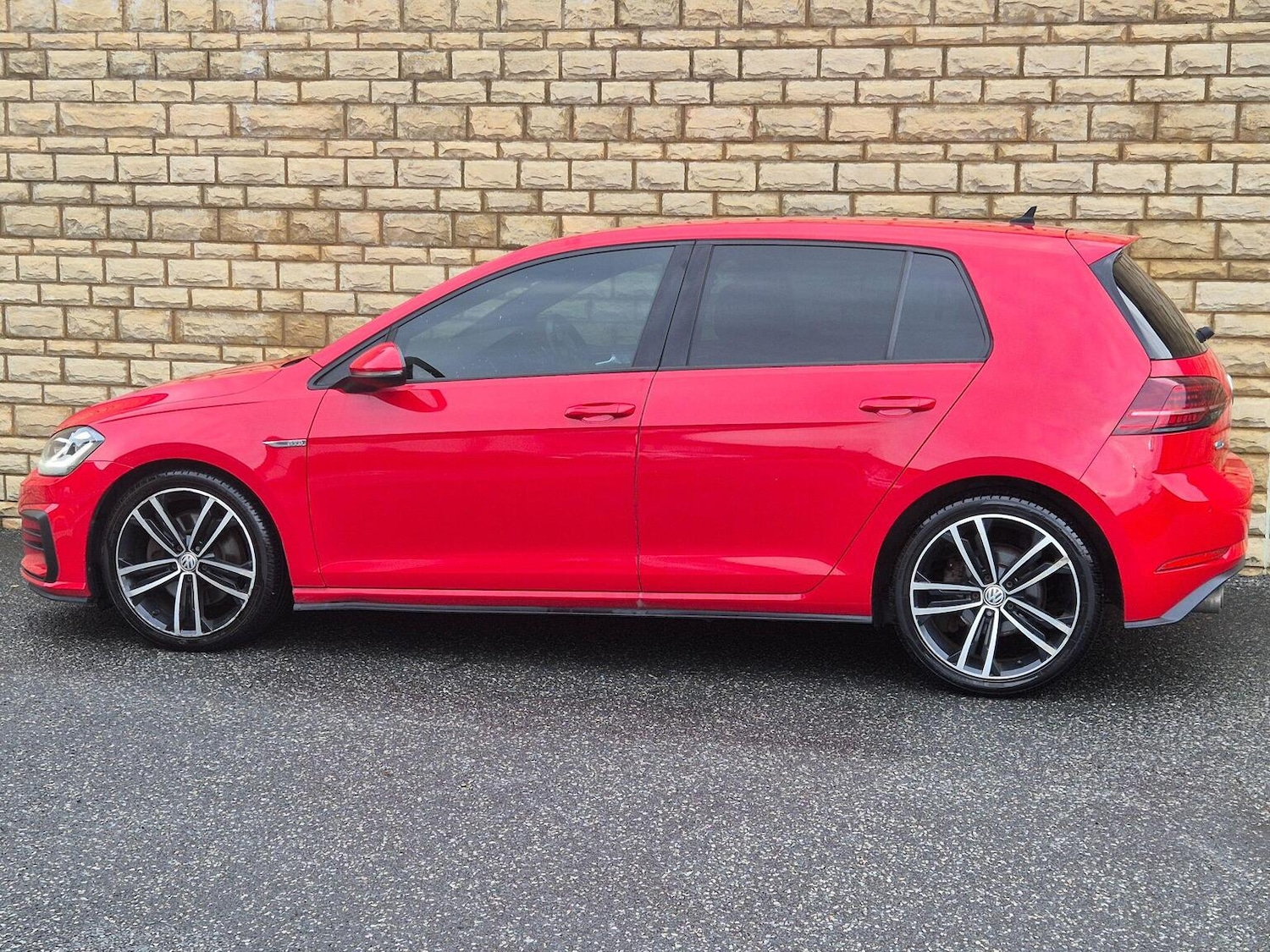 Used Volkswagen Golf 2018 for sale - 77465708: Photo 28