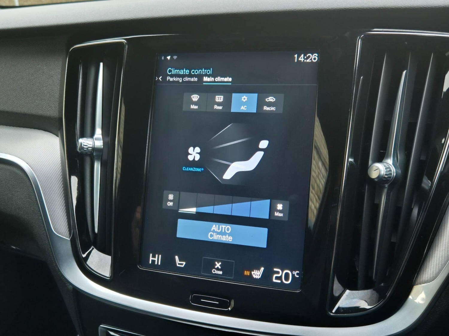 Used Volvo V60 2019 for sale - 76608909: Photo 26