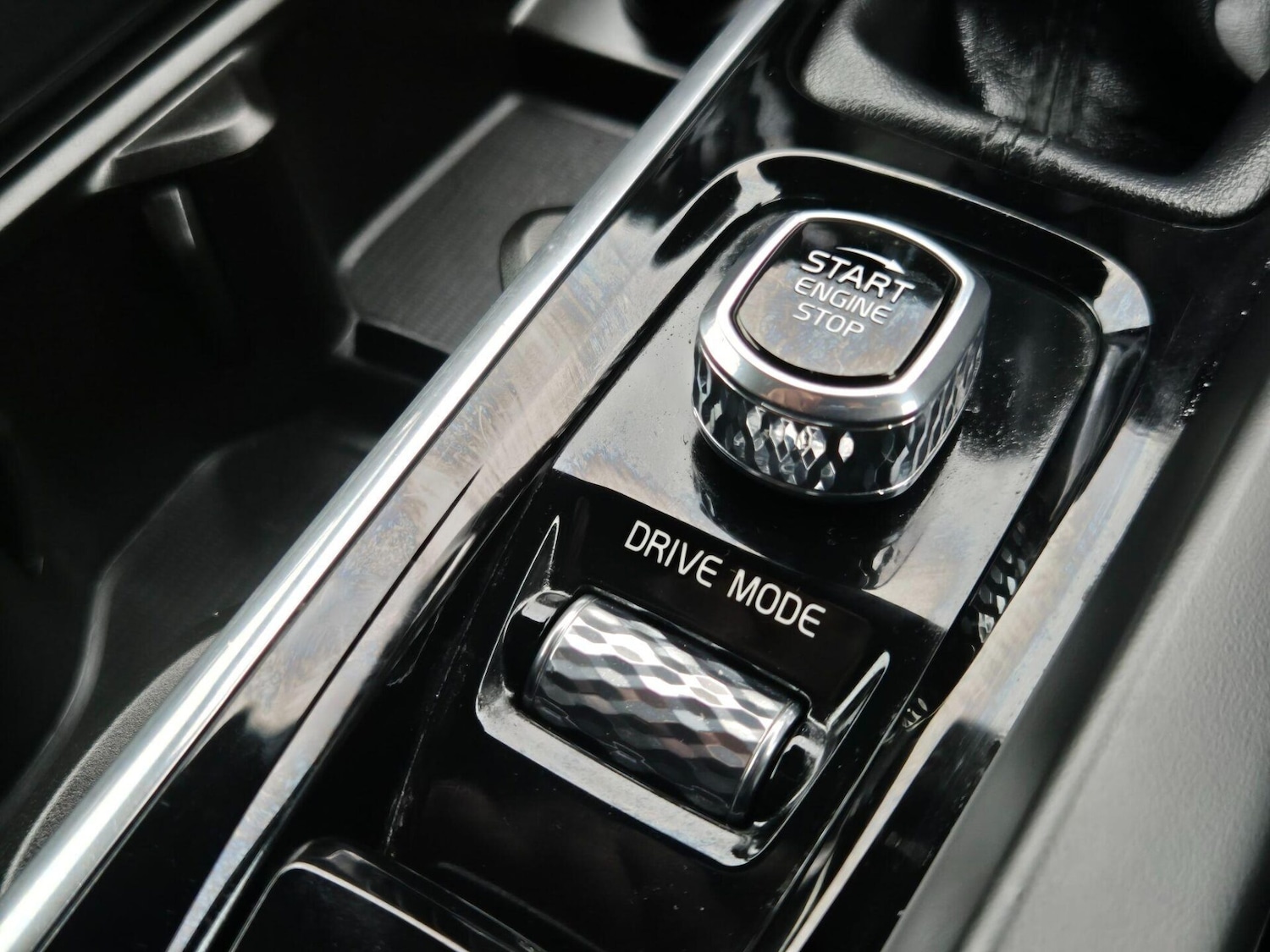 Used Volvo V60 2019 for sale - 76608909: Photo 34