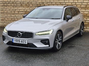 Used Volvo V60 2019 for sale - 76608909: Photo