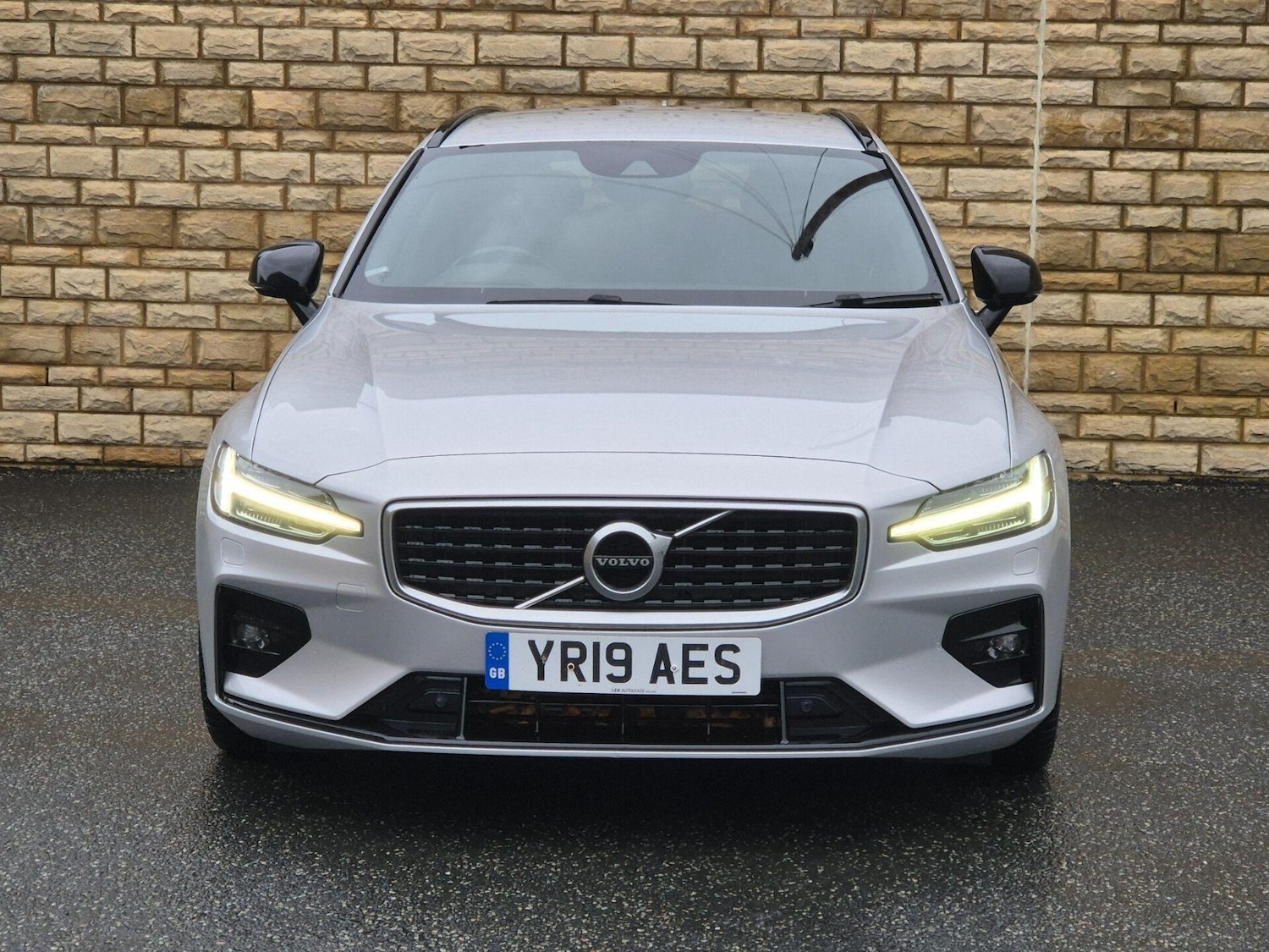 Used Volvo V60 2019 for sale - 76608909: Photo 7