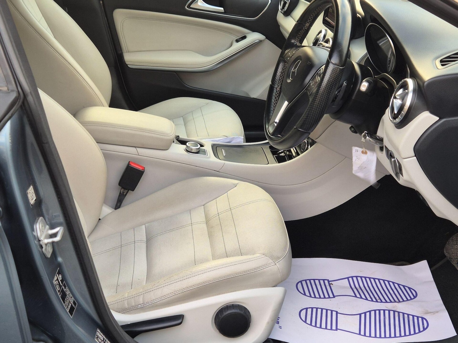 Used Mercedes-Benz CLA 2014 for sale - 76918240: Photo 2