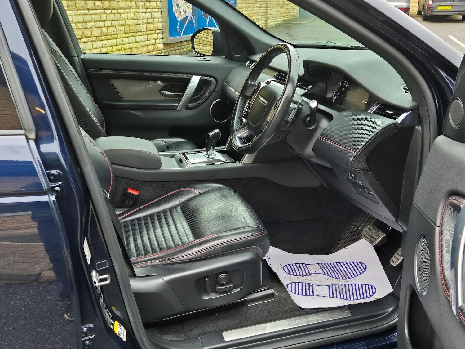 Used Land Rover Discovery Sport 2019 for sale - 77465728: Photo 2