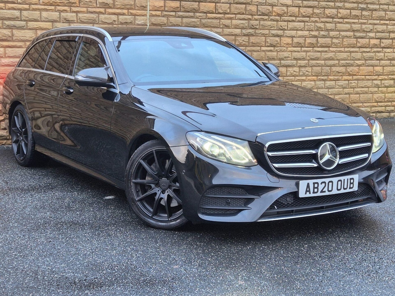 Used Mercedes-Benz E Class 2020 for sale - 76734655: Photo 1