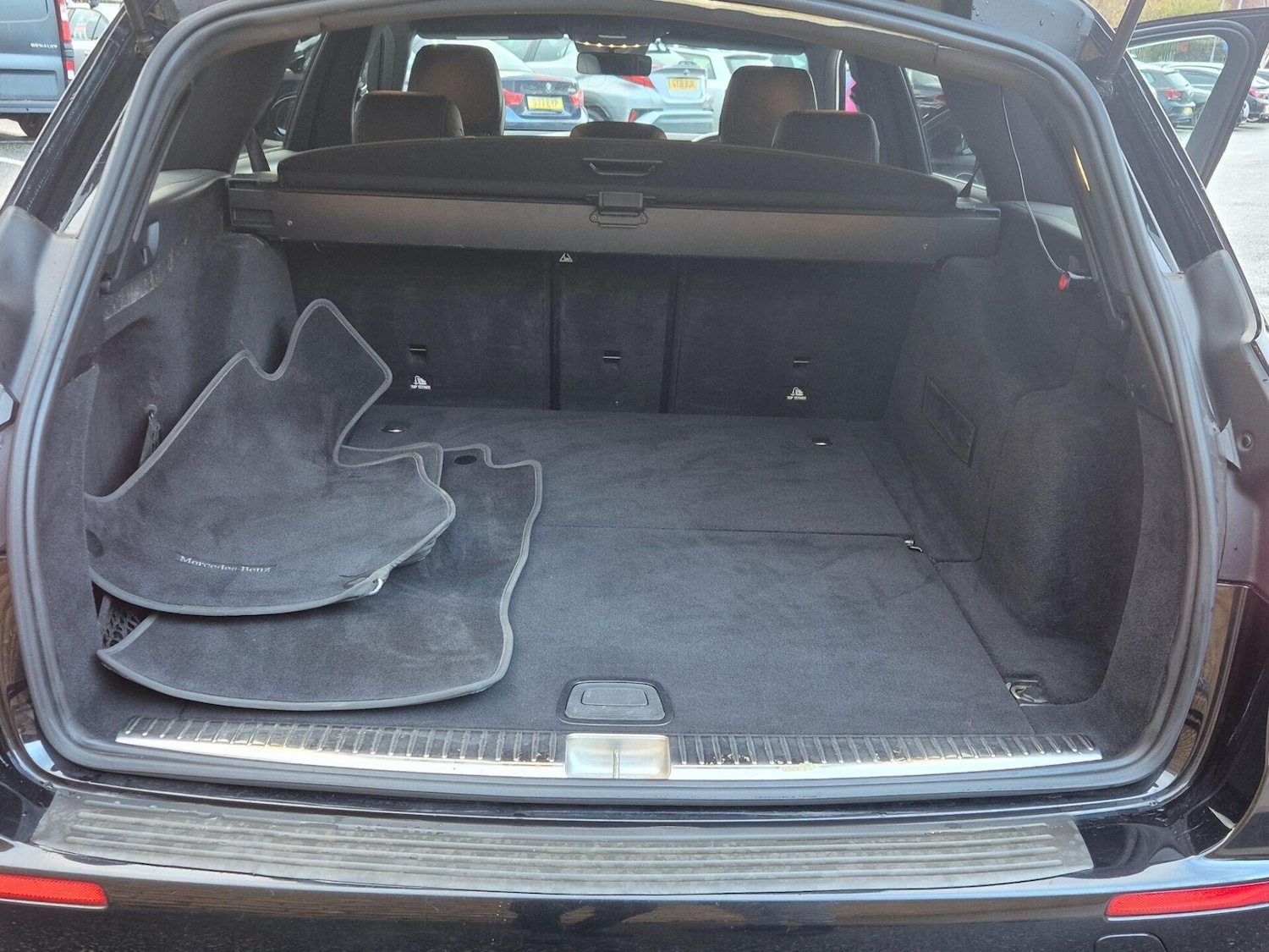 Used Mercedes-Benz E Class 2020 for sale - 76734655: Photo 14