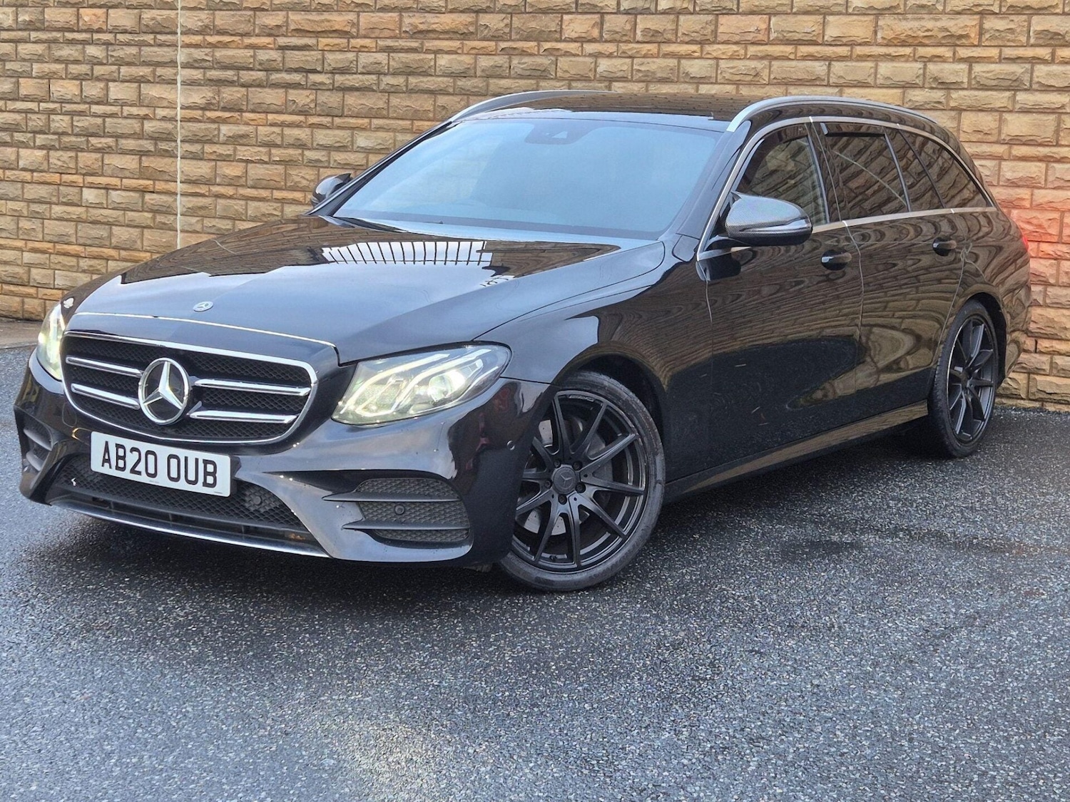 Used Mercedes-Benz E Class 2020 for sale - 76734655: Photo 3