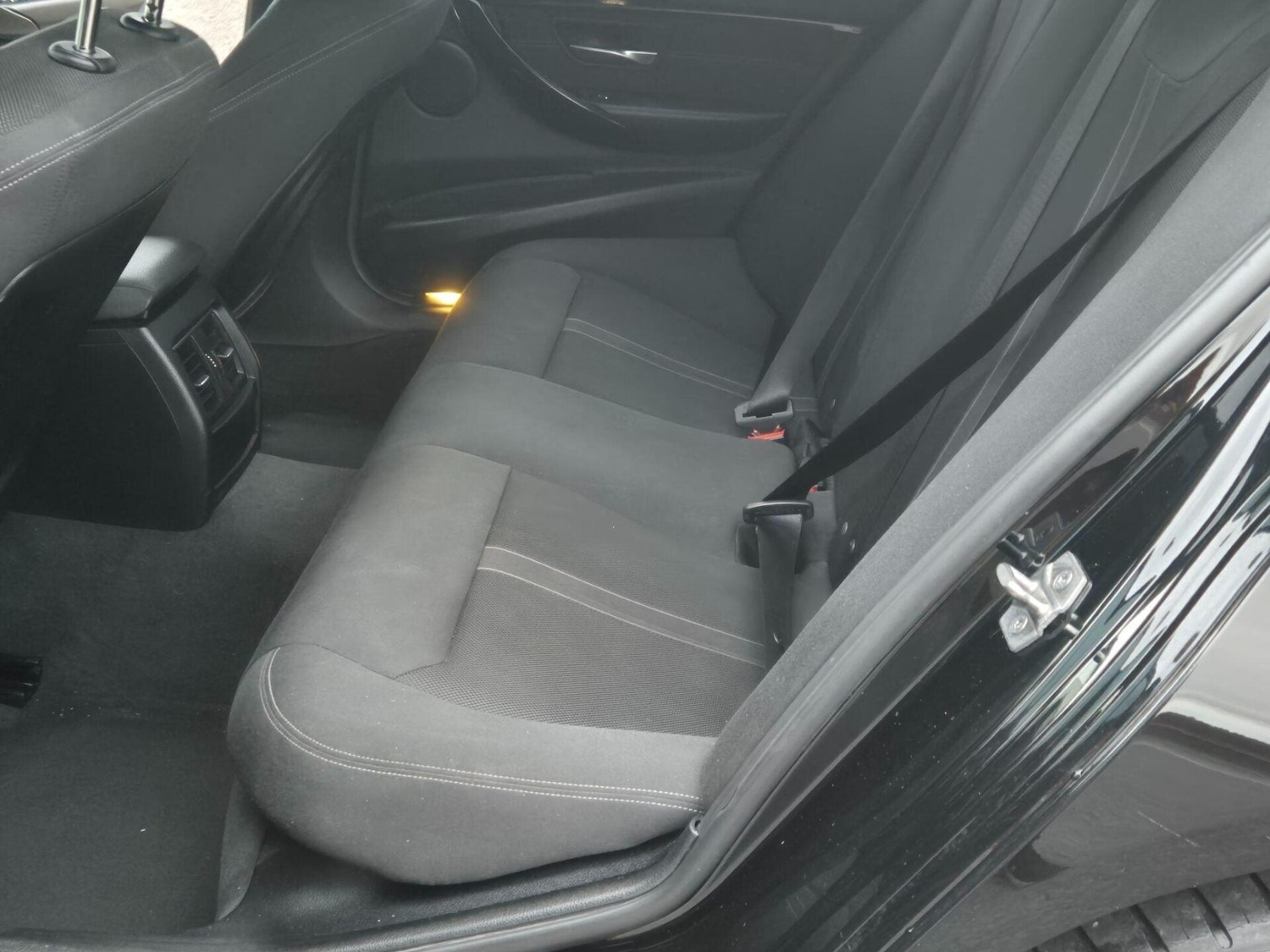 Used BMW 3 Series 2015 for sale - 77083297: Photo 10