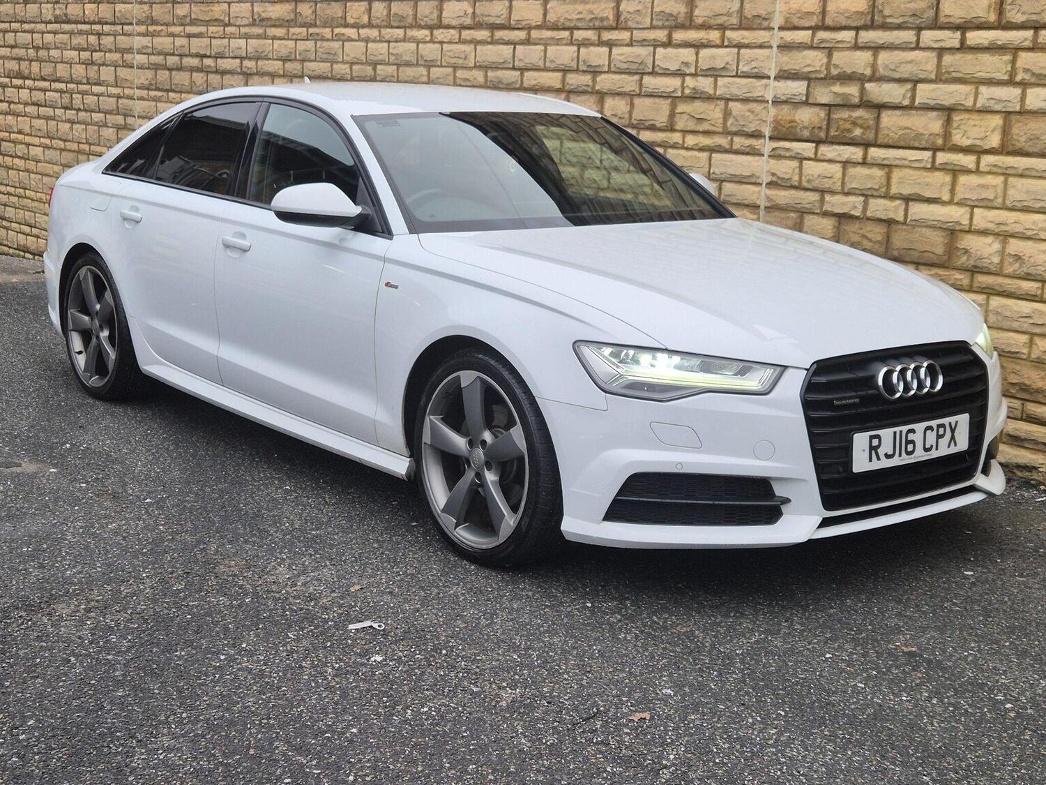 Used Audi A6 Saloon 2016 for sale - 77465588: Photo 11