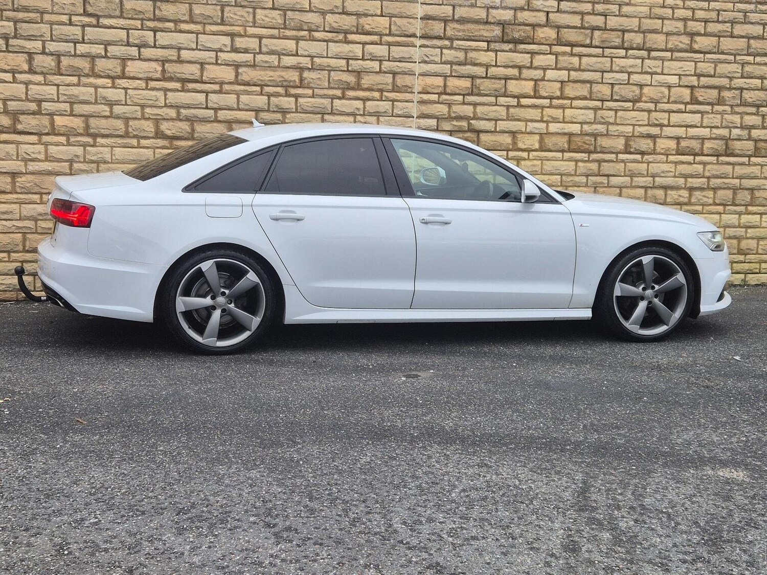 Used Audi A6 Saloon 2016 for sale - 77465588: Photo 15