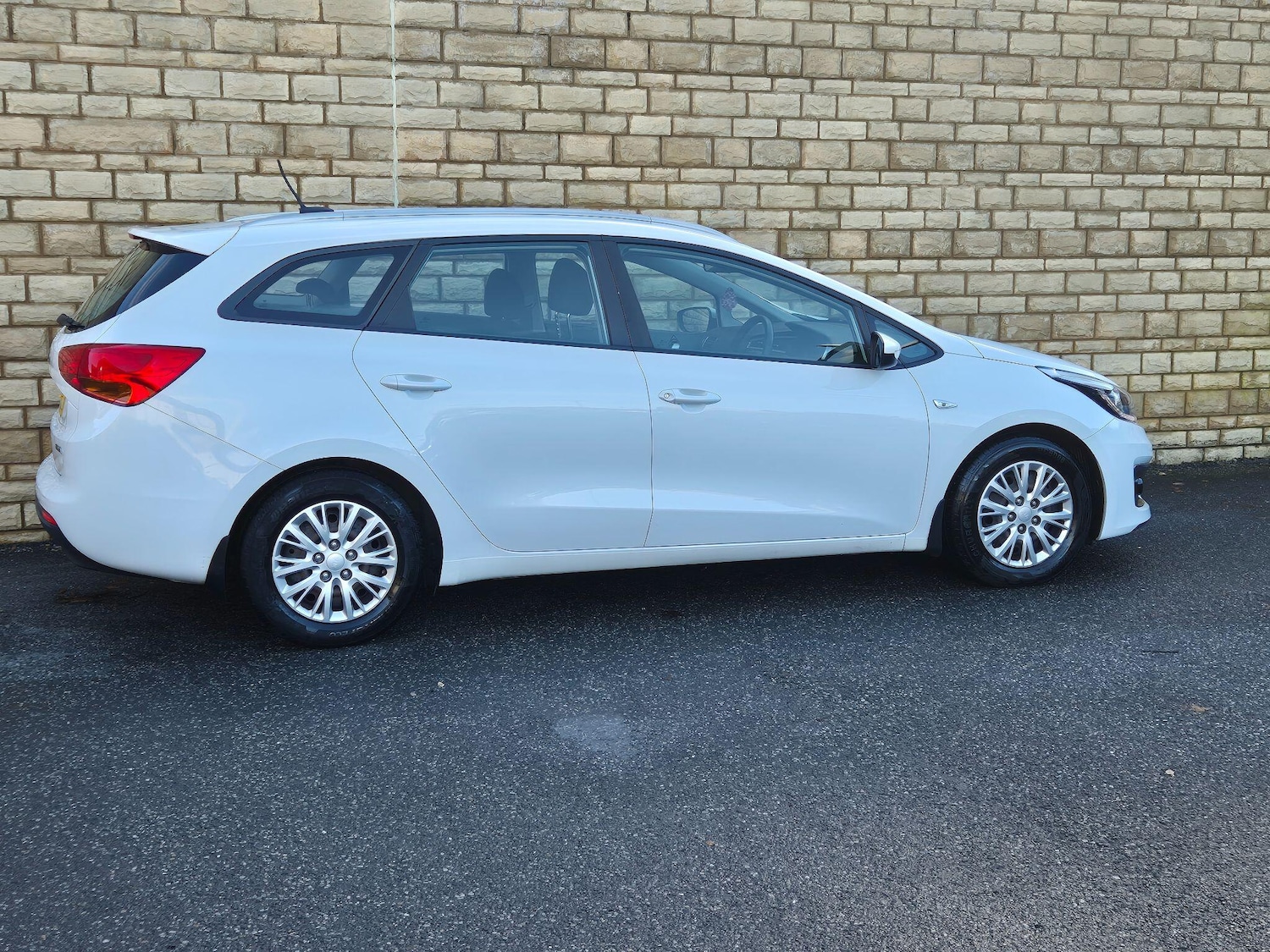 Used Kia Ceed 2024 for sale - 78081288: Photo 15