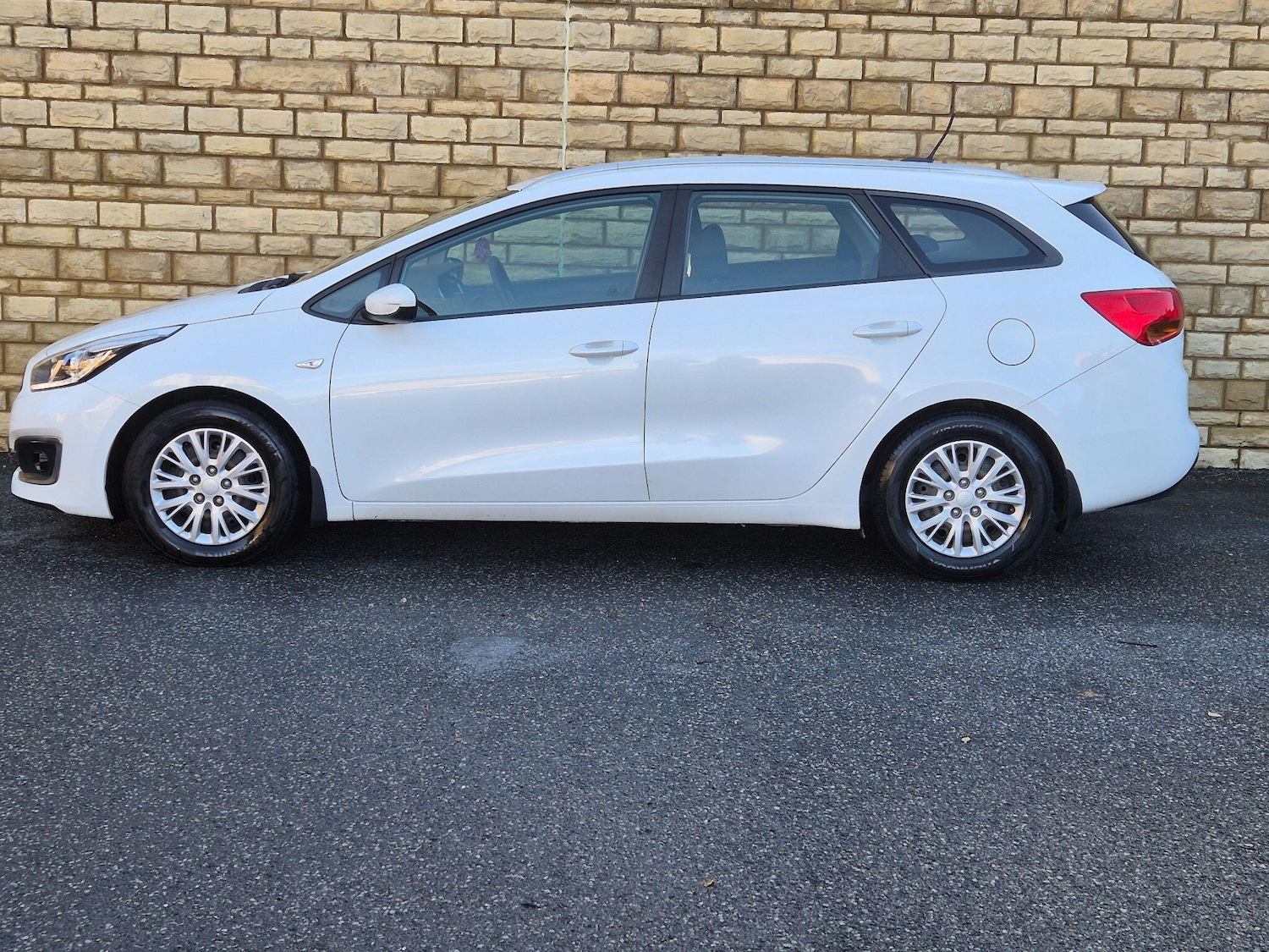 Used Kia Ceed 2024 for sale - 78081288: Photo 29