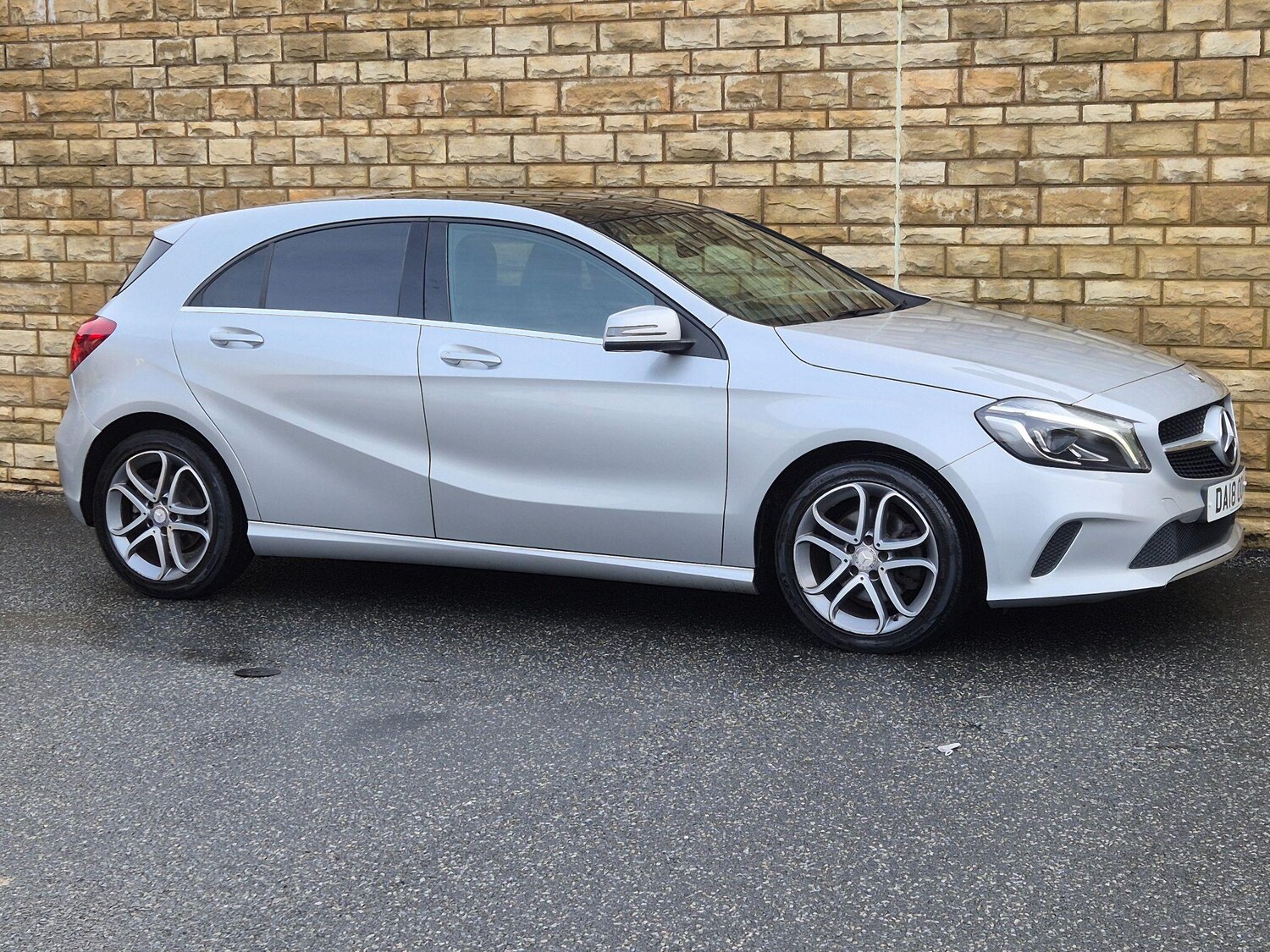 Used Mercedes-Benz A-Class 2018 for sale - 77465589: Photo 13