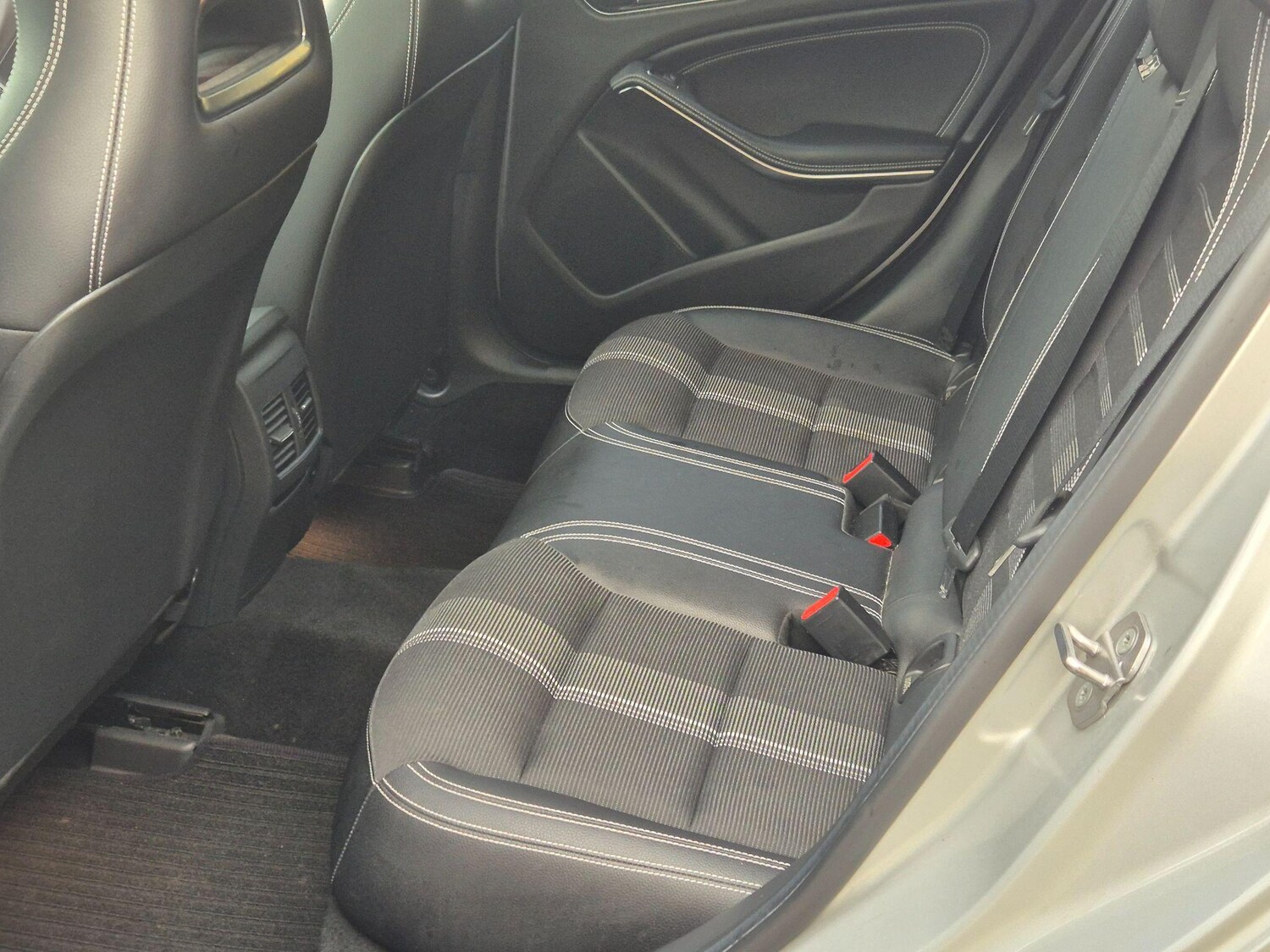 Used Mercedes-Benz A-Class 2018 for sale - 77465589: Photo 14