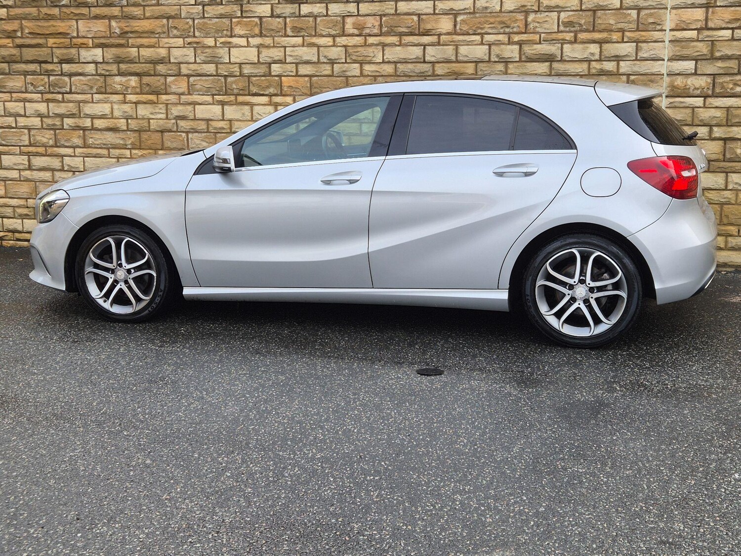 Used Mercedes-Benz A-Class 2018 for sale - 77465589: Photo 28