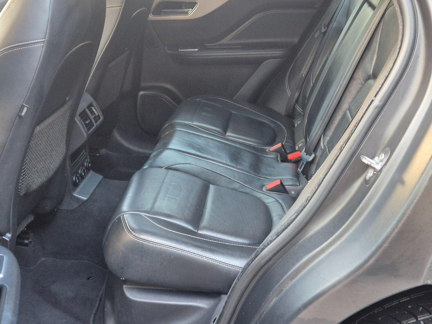 Used Jaguar F-Pace 2017 for sale - 76719456: Photo 10