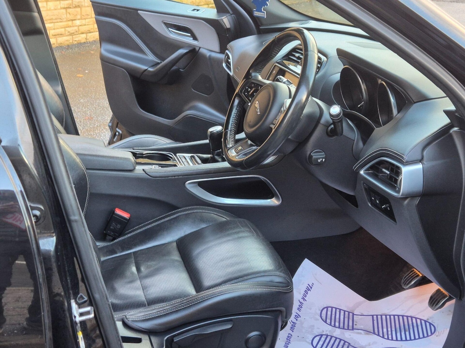 Used Jaguar F-Pace 2017 for sale - 76719456: Photo 2