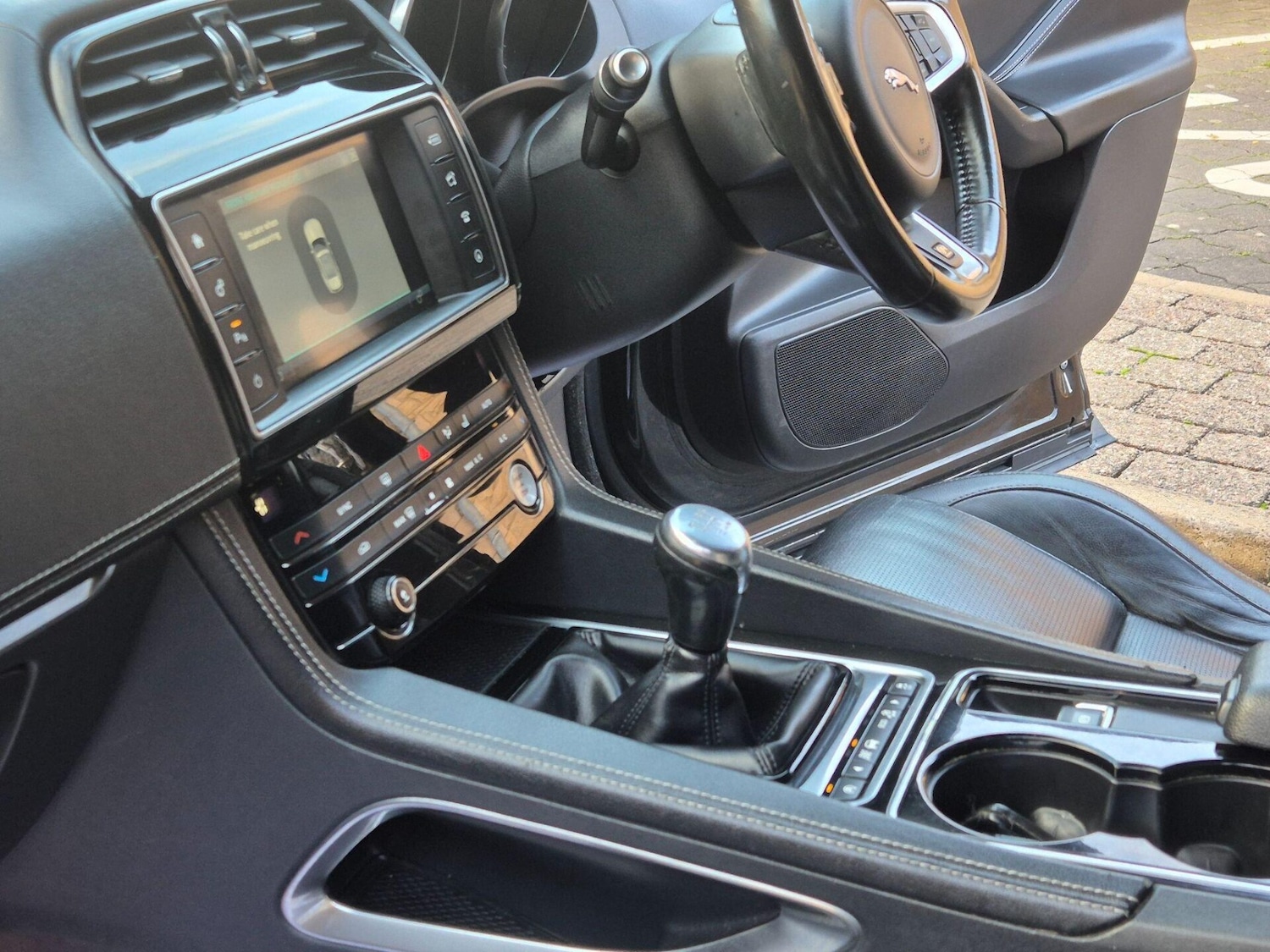 Used Jaguar F-Pace 2017 for sale - 76719456: Photo 22