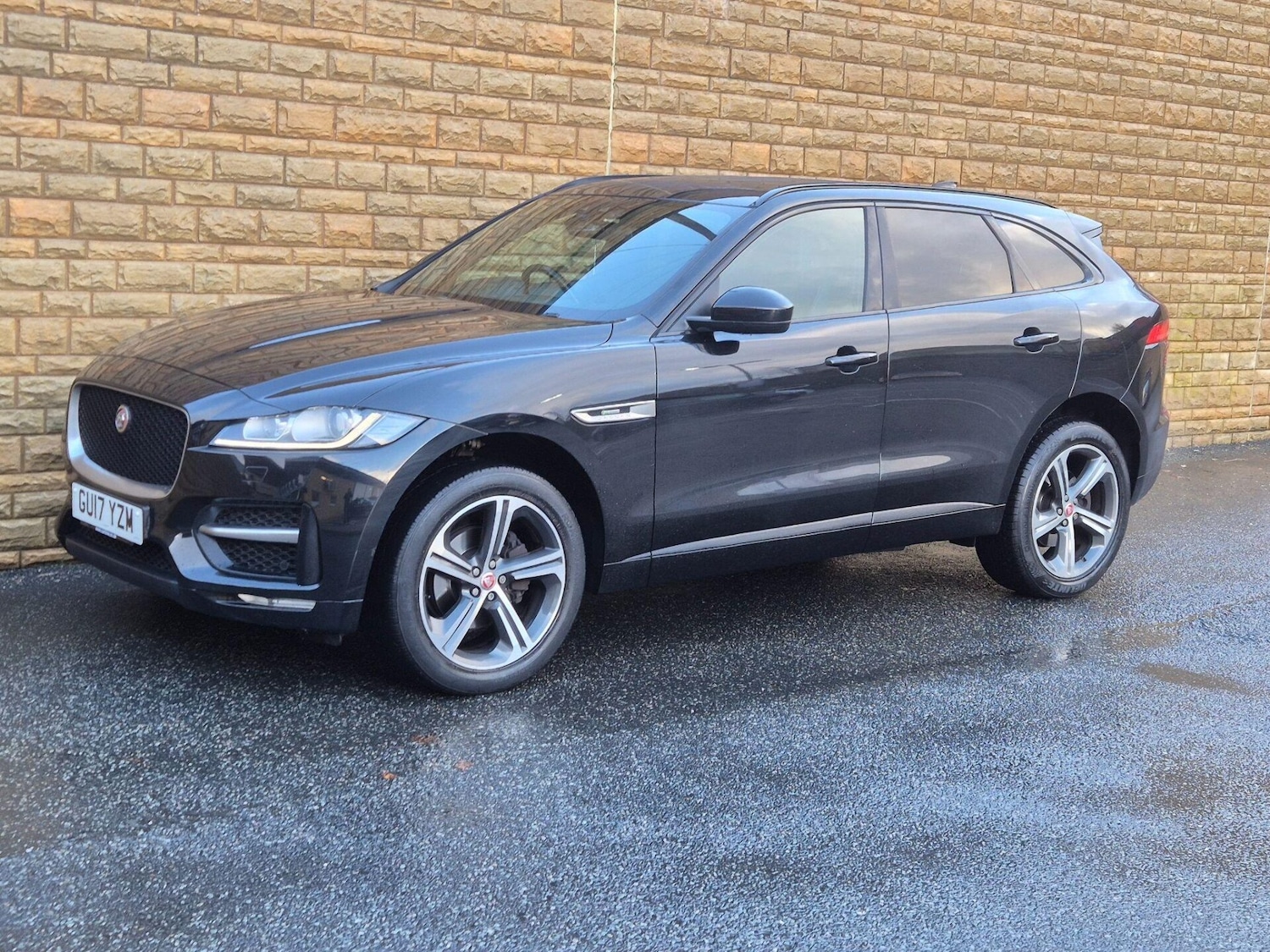 Used Jaguar F-Pace 2017 for sale - 76719456: Photo 30