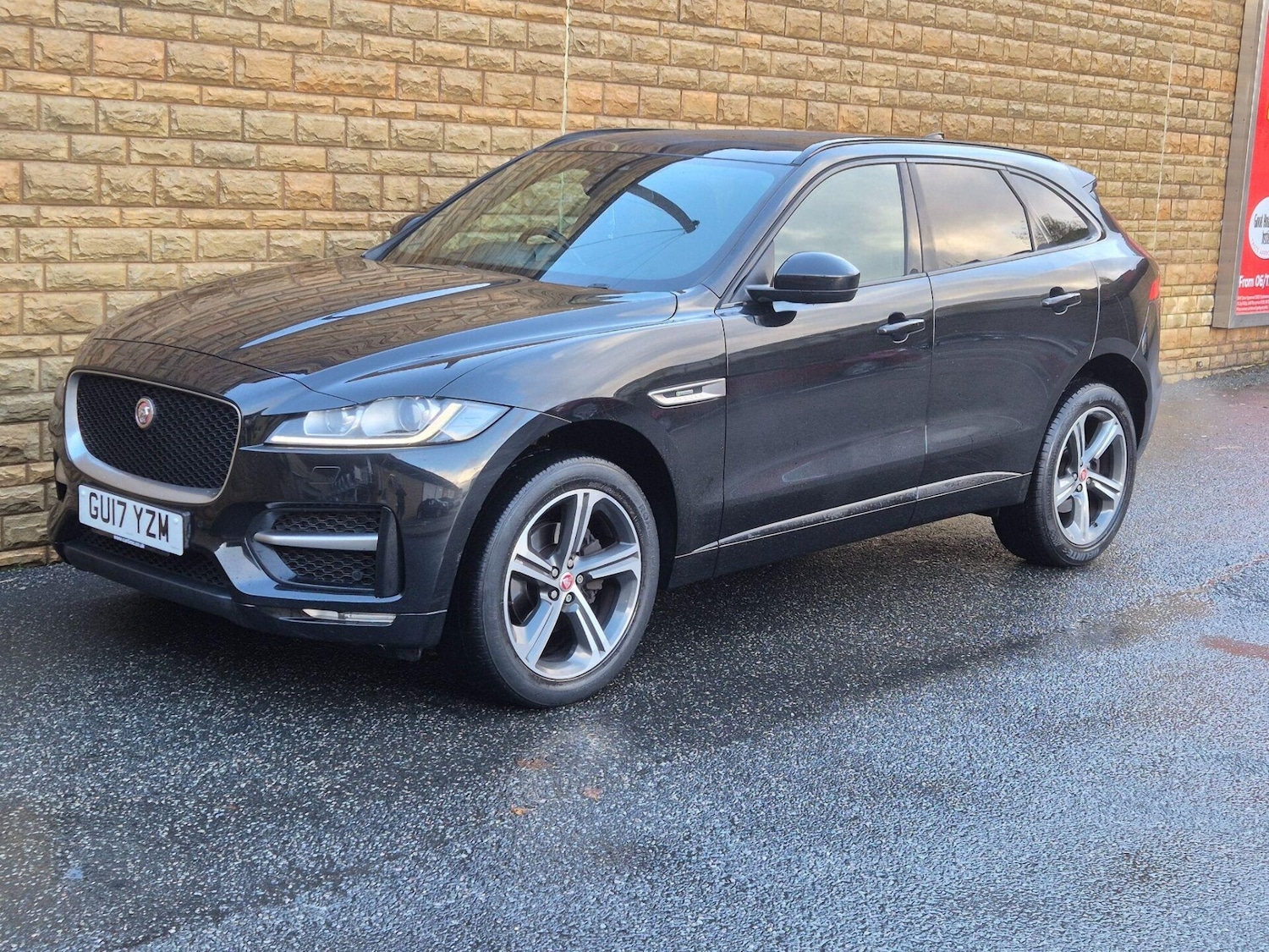 Used Jaguar F-Pace 2017 for sale - 76719456: Photo 31