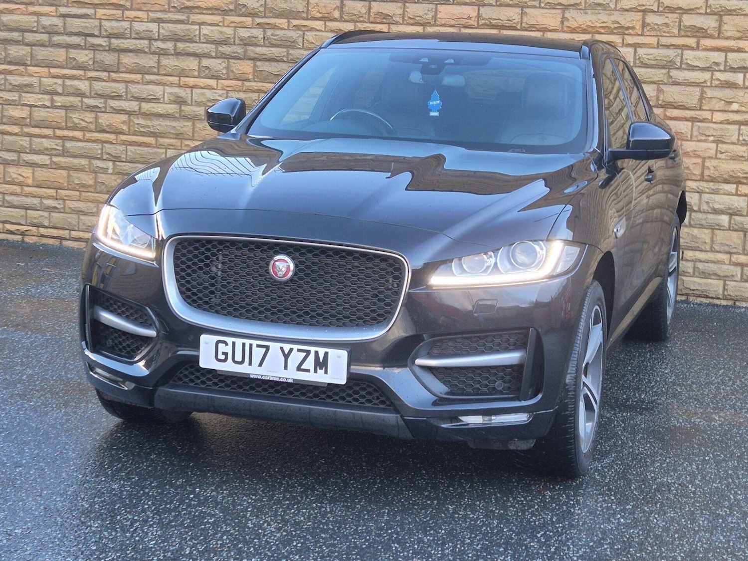 Used Jaguar F-Pace 2017 for sale - 76719456: Photo 5