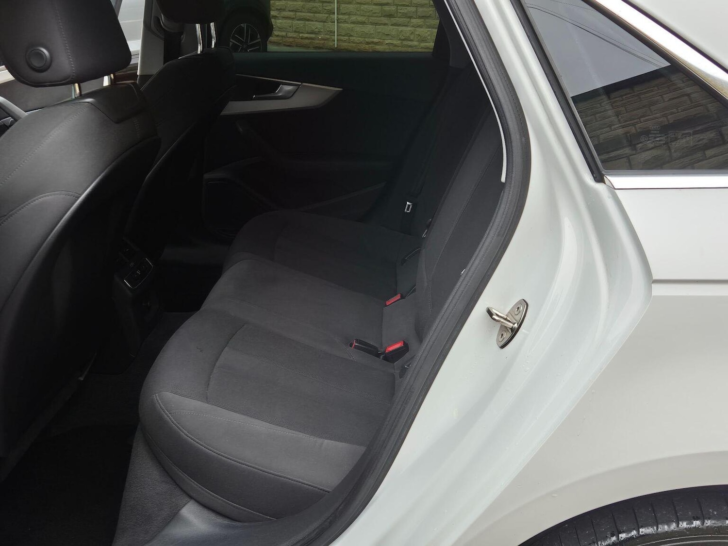 Used Audi A4 2016 for sale - 77802653: Photo 14