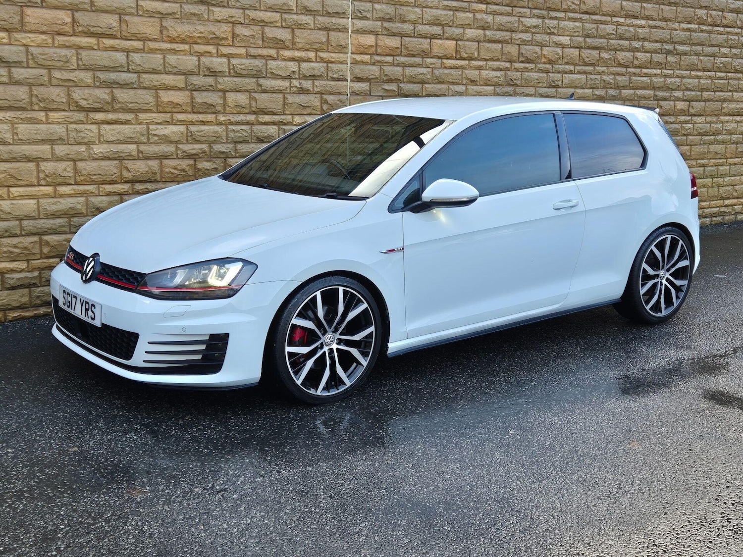 Used Volkswagen Golf 2017 for sale - 76719459: Photo 32