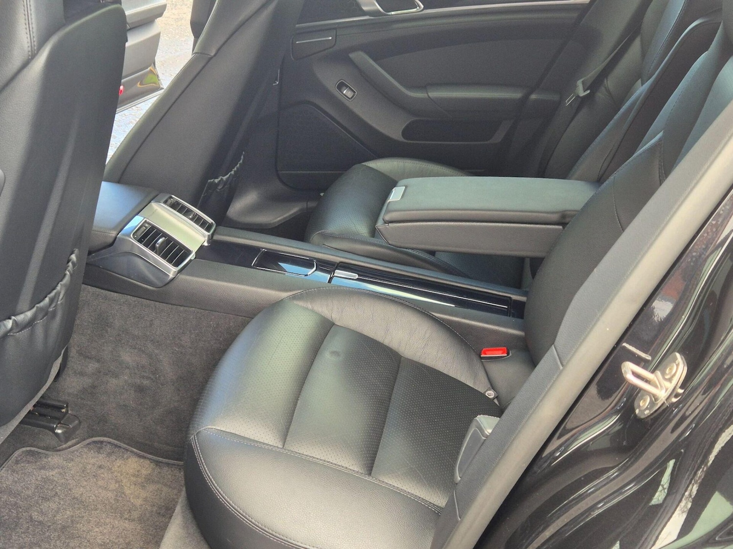 Used Porsche Panamera 2011 for sale - 76719462: Photo 18