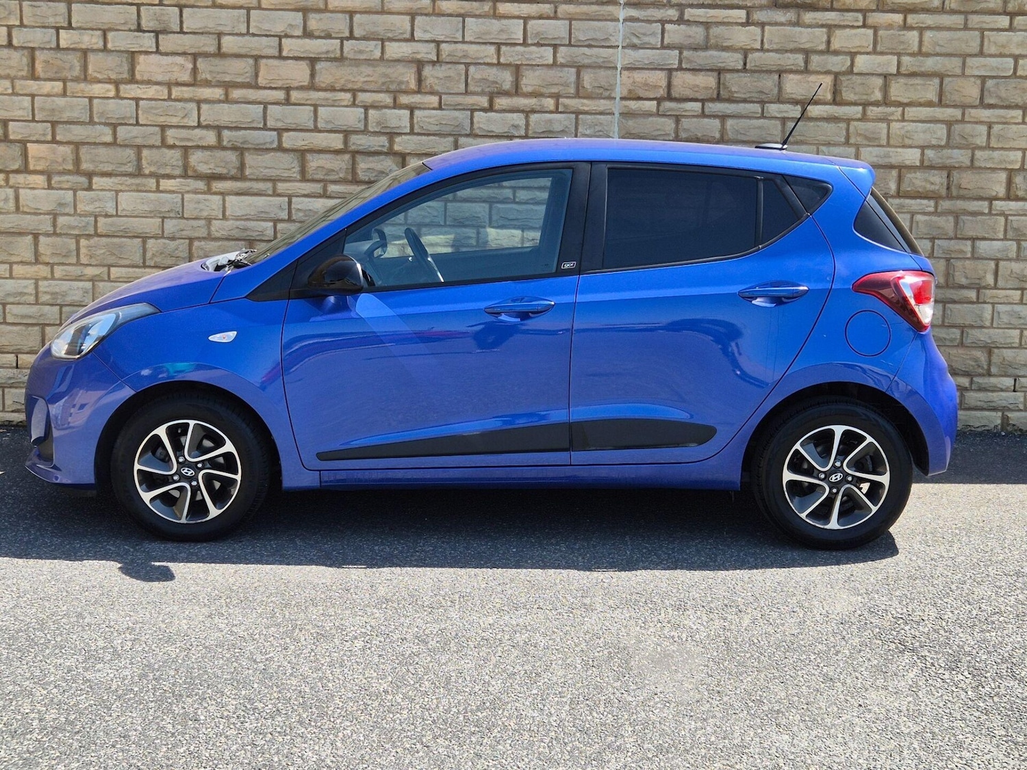 Used Hyundai i10 2018 for sale - 76719455: Photo 28