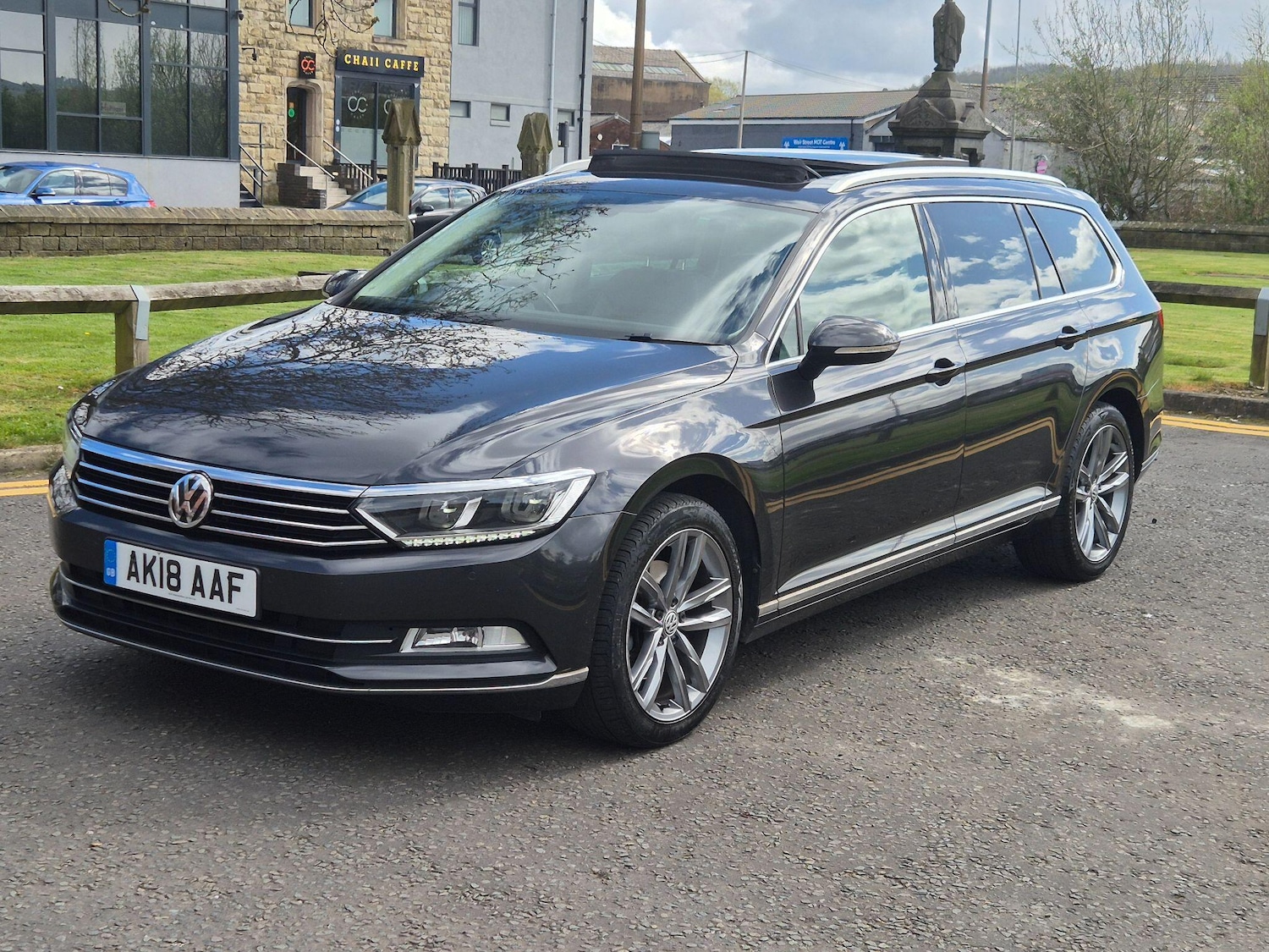 Used Volkswagen Passat for sale - 78214347: Photo 4